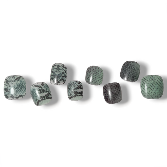 半硬化ジェルネイルシール　Gel Nail Stickers【B005】scale × snake : Green